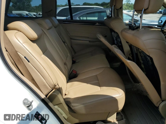 2010 Mercedes-Benz GL-Class GL 350 BlueTEC with VIN 4JGBF2FE4AA589079, listed as a Copart auction lot 70202324 with 0 mi miles and Clean Title. Bid and sale history available at carsss.com. Image 11.
