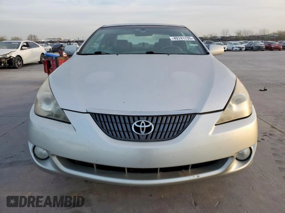 2005 Toyota Solara SE z VIN 4T1CE38P35U962936, wystawiony jako Copart lot #49741735 z przebiegiem 278 225 mil mil oraz Szkoda całkowita • Salvage title. Historia ofert i sprzedaży dostępna na DreamBid. Obrazek 5.