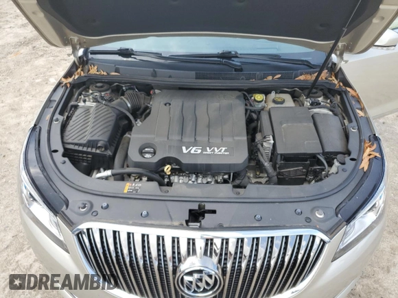 2014 Buick LaCrosse Premium I with VIN 1G4GD5G38EF277009, listed as a Copart auction lot 61078405 with 33,650 mi miles and Salvage title. Bid and sale history available at DreamBid. Image 11.