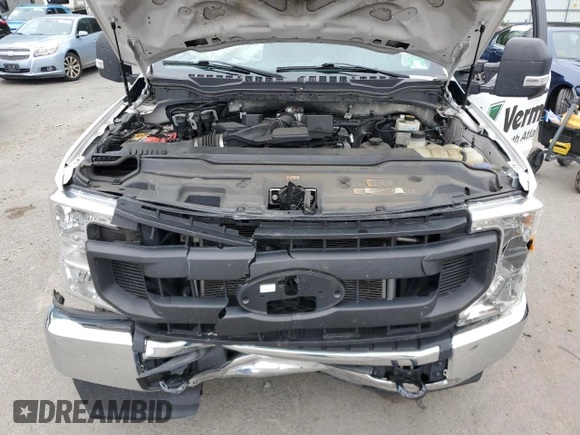 2022 Ford F-250 XL z VIN 1FT7X2B68NEE31039, wystawiony jako Copart lot #61174615 z przebiegiem 126 064 mil mil oraz Szkoda całkowita • Salvage title. Historia ofert i sprzedaży dostępna na DreamBid. Obrazek 11.