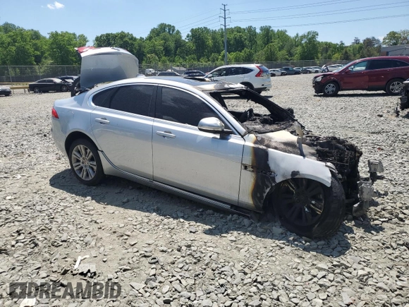 2018 Jaguar XF with VIN SAJBD4EV7JCY57345, listed as a Copart auction lot 52827414 with Not Provided miles and Salvage Title. Bid and sale history available at DreamBid. Image 4.