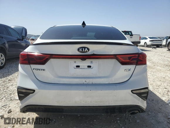 2021 Kia Forte EX with VIN 3KPF54AD6ME323017, listed as a Copart auction lot 47829575 with 43,467 mi miles and Salvage Title. Bid and sale history available at DreamBid. Image 6.