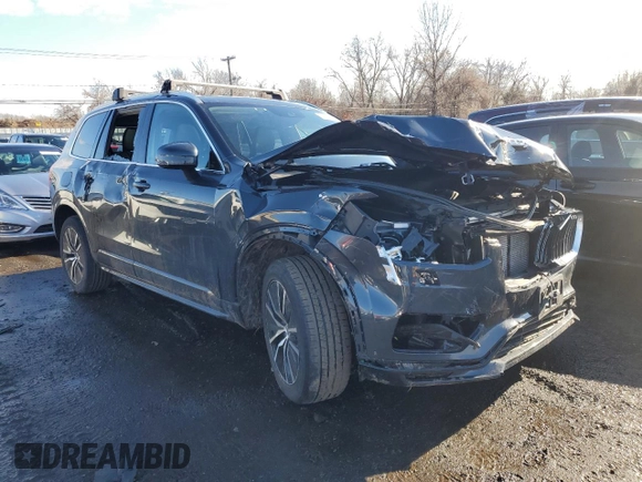 2022 Volvo XC90 Momentum with VIN YV4A22PK7N1811553, listed as a Copart auction lot 84240994 with 42,179 mi miles and Salvage Title. Bid and sale history available at carsss.com. Image 4.