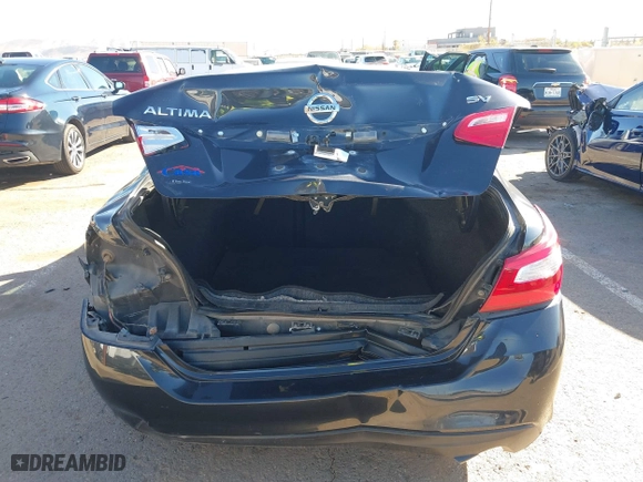 2017 Nissan Altima 2.5 SV with VIN 1N4AL3AP0HC277398, listed as a IAAI auction lot 40918944 with 214,412 mi miles. Bid and sale history available at carsss.com. Image 17.