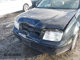 1999 Volkswagen Jetta GLS with VIN 3VWSA29M0XM084459, listed as a IAAI auction lot 41170665 with 76,790 mi miles and . Bid and sale history available at DreamBid. Image 6.