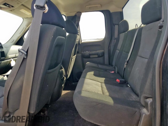 2010 GMC Sierra 1500 with VIN 1GTSKVEA4AZ241610, listed as a Copart auction lot 45301635 with 244,815 mi miles and Salvage Title. Bid and sale history available at DreamBid. Image 10.