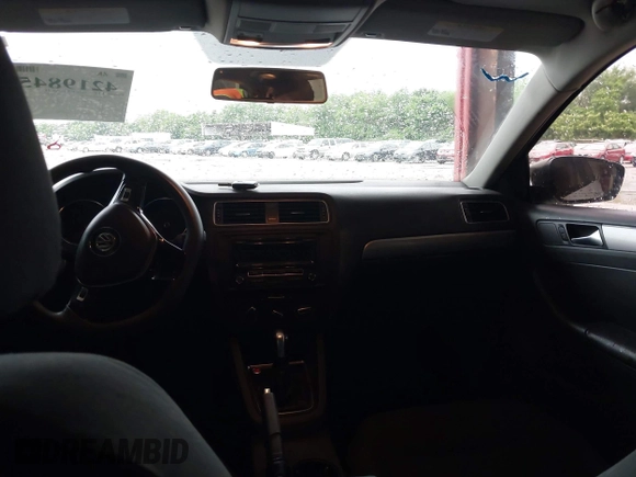2015 Volkswagen Jetta SE с VIN 3VWD17AJ9FM271575, выставлен на аукционе IAAI как лот 42198458 с пробегом 122 161 миль миль и . История ставок и продаж доступна на DreamBid. Изображение 13.