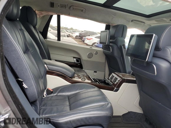 2017 Land Rover Range Rover with VIN SALGV5FE2HA360806, listed as a Copart auction lot 73036034 with 132,382 mi miles and Salvage title. Bid and sale history available at DreamBid. Image 10.