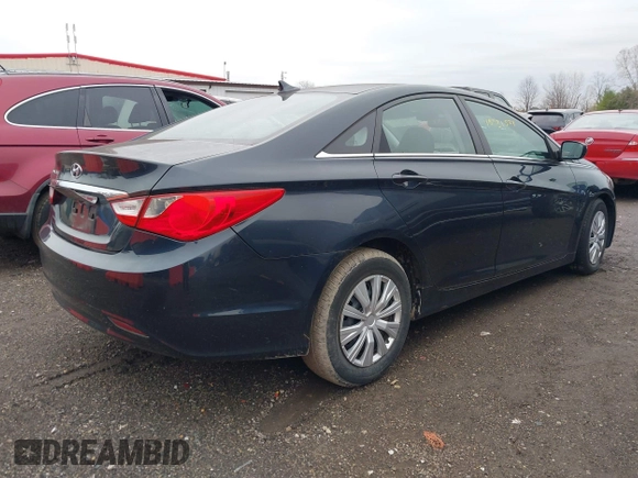 2011 Hyundai Sonata GLS with VIN 5NPEB4AC9BH251640, listed as a IAAI auction lot 40931571 with 109,894 mi miles. Bid and sale history available at carsss.com. Image 4.