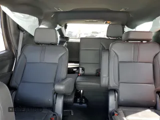 2024 Chevrolet Tahoe RST with VIN 1GNSCRKD6RR272556, listed as a Copart auction lot 52395265 with 19,863 mi miles and Salvage title. Bid and sale history available at DreamBid. Image 10.