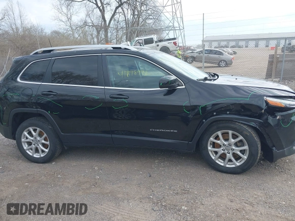 2017 Jeep Cherokee Latitude with VIN 1C4PJLCS5HW642779, listed as a IAAI auction lot 41898992 with 109,145 mi miles and . Bid and sale history available at carsss.com. Image 13.