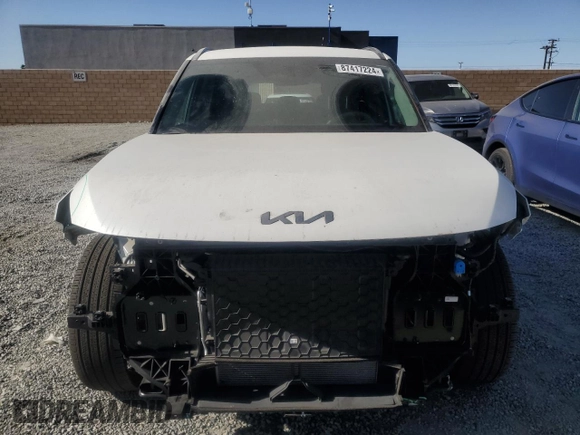 2024 Kia EV9 Wind z VIN KNDAFFS59R6030316, wystawiony jako Copart lot #87417224 z przebiegiem 10 654 mil mil oraz Szkoda całkowita • Salvage title. Historia ofert i sprzedaży dostępna na DreamBid. Obrazek 5.