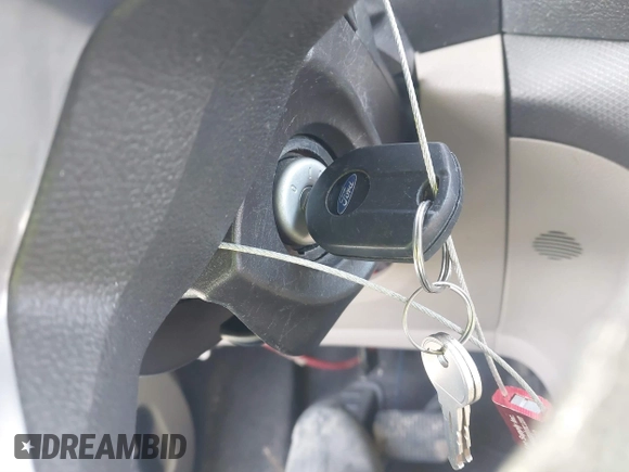 2015 Ford Transit Connect XLT с VIN NM0AE8F73F1203859, выставлен на аукционе IAAI как лот 41668451 с пробегом Не указан миль и . История ставок и продаж доступна на DreamBid. Изображение 11.