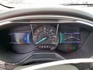 2013 Ford Fusion SE Hybrid with VIN 3FA6P0LU0DR267560, listed as a Copart auction lot 60563415 with 140,998 mi miles and Clean title. Bid and sale history available at DreamBid. Image 9.