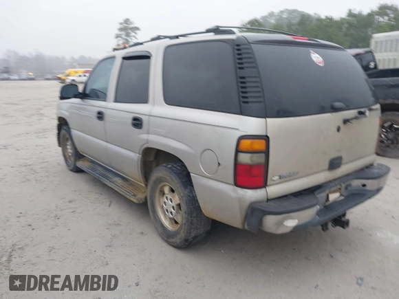 2006 Chevrolet Tahoe LS with VIN 1GNEC13V86R119341, listed as a IAAI auction lot 41564383 with 295,214 mi miles. Bid and sale history available at carsss.com. Image 3.