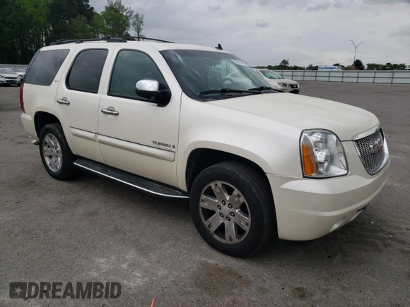 2008 GMC Yukon SLT w/4SB with VIN 1GKFK13018R230969, listed as a Copart auction lot 52141945 with 184,514 mi miles and Clean Title. Bid and sale history available at carsss.com. Image 4.