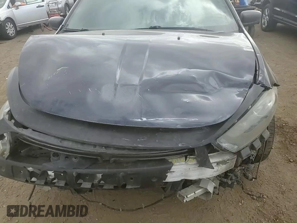 2016 Dodge Dart SXT z VIN 1C3CDFBB1GD530391, wystawiony jako Copart lot #50957475 z przebiegiem 173 606 mil mil oraz Szkoda całkowita • Salvage title. Historia ofert i sprzedaży dostępna na DreamBid. Obrazek 11.