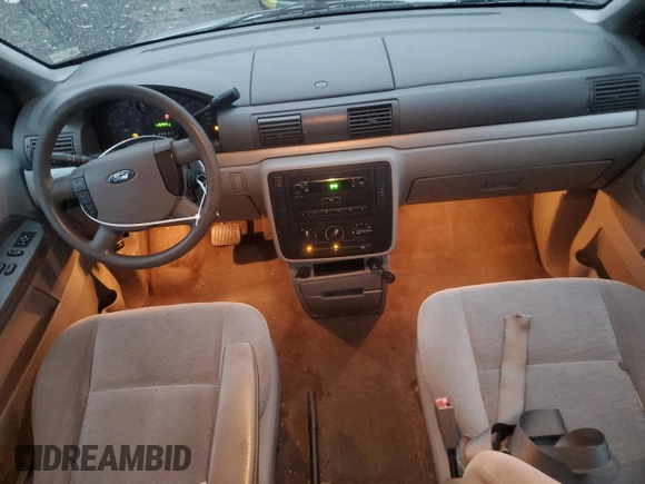 2005 Ford Freestar S z VIN 2FMZA506X5BA51187, wystawiony jako Copart lot #84252984 z przebiegiem 115 747 mil mil oraz Czysty tytuł • Clean title. Historia ofert i sprzedaży dostępna na DreamBid. Obrazek 8.