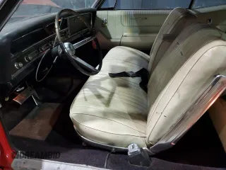 1967 Pontiac Bonneville z VIN 262677X151736, wystawiony jako Copart lot #53702455 z przebiegiem 55 561 mil mil oraz Tytuł czysty. Historia ofert i sprzedaży dostępna na DreamBid. Obrazek 7.