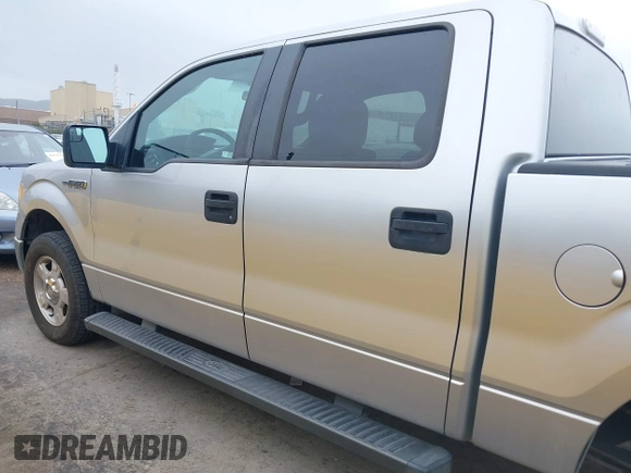 2012 Ford F-150 XL with VIN 1FTEW1CM4CFA48370, listed as a IAAI auction lot 41615930 with 180,132 mi miles. Bid and sale history available at carsss.com. Image 14.