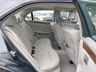 2011 Mercedes-Benz E-Class E 350 Luxury with VIN WDDHF5GB3BA276245, listed as a IAAI auction lot 42062138 with 112,979 mi miles. Bid and sale history available at carsss.com. Image 8.