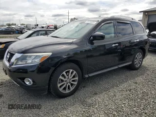 2015 Nissan Pathfinder SV z VIN 5N1AR2MN8FC620433, wystawiony jako Copart lot #54720525 z przebiegiem 101 814 mil mil oraz Szkoda całkowita • Salvage title. Historia ofert i sprzedaży dostępna na DreamBid. Obrazek 1.
