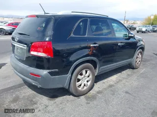2012 Kia Sorento LX with VIN 5XYKT3A61CG191690, listed as a IAAI auction lot 41931216 with 182,619 mi miles. Bid and sale history available at carsss.com. Image 4.