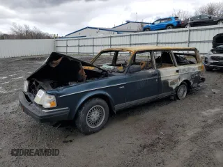 1993 Volvo 240 с VIN YV1AW8807P1959139, выставлен на аукционе Copart как лот 52088745 с пробегом Не указан миль и Списание • Salvage title. История ставок и продаж доступна на DreamBid. Изображение 1.