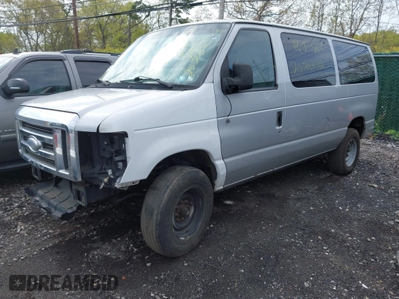 2014 Ford Econoline Passenger XL z VIN 1FBNE3BL3EDA67454, wystawiony jako IAAI lot #42186097 z przebiegiem Nie podano mil oraz . Historia ofert i sprzedaży dostępna na DreamBid. Obrazek 17.