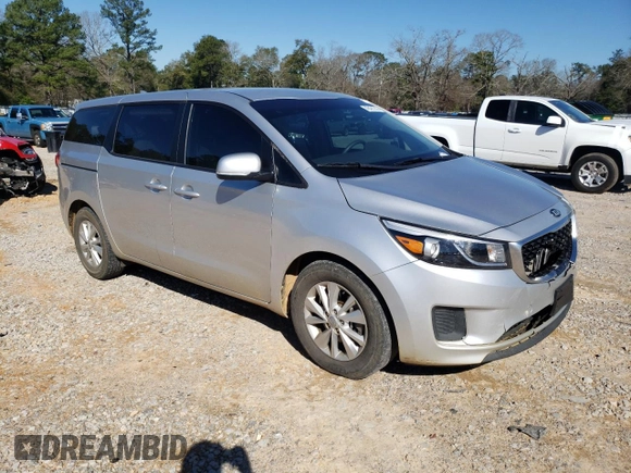 2017 Kia Sedona L with VIN KNDMA5C10H6279572, listed as a Copart auction lot 46491355 with 83,375 mi miles and Salvage Title. Bid and sale history available at carsss.com. Image 4.