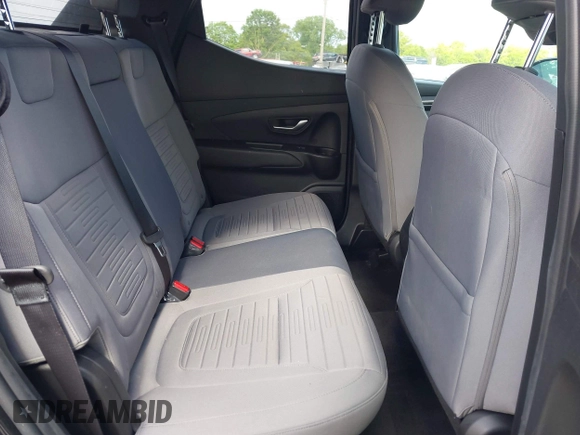 2022 Hyundai Santa Cruz SEL with VIN 5NTJBDAE2NH000464, listed as a IAAI auction lot 42329921 with 32,890 mi miles and . Bid and sale history available at DreamBid. Image 8.