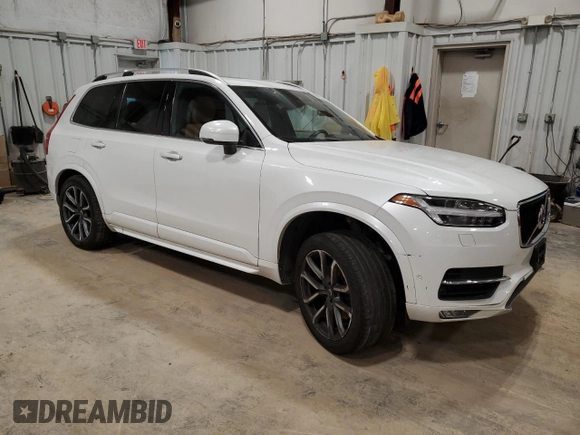 2018 Volvo XC90 Momentum z VIN YV4102PK4J1375017, wystawiony jako Copart lot #50607525 z przebiegiem 125 218 mil mil oraz Nie do naprawy • Non repairable. Historia ofert i sprzedaży dostępna na DreamBid. Obrazek 4.