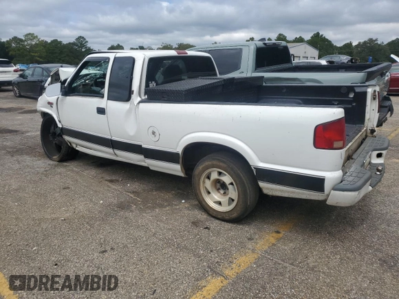 1999 GMC Sonoma SLS with VIN 1GTCS19X3X8530486, listed as a Copart auction lot 70594194 with 0 mi miles and Salvage Title. Bid and sale history available at carsss.com. Image 2.