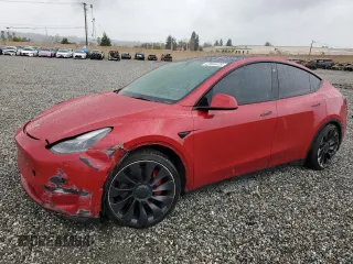 2022 Tesla Model Y Performance z VIN 7SAYGDEF5NF493365, wystawiony jako Copart lot #47844425 z przebiegiem 58 608 mil mil oraz Szkoda całkowita • Salvage title. Historia ofert i sprzedaży dostępna na DreamBid. Obrazek 1.