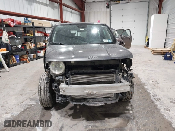2020 Jeep Renegade Sport z VIN ZACNJBAB5LPL22109, wystawiony jako IAAI lot #41429694 z przebiegiem 63 441 mil mil oraz . Historia ofert i sprzedaży dostępna na DreamBid. Obrazek 13.