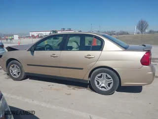 2005 Chevrolet Malibu with VIN 1G1ZS52F65F140308, listed as a IAAI auction lot 41759060 with 63,598 mi miles. Bid and sale history available at carsss.com. Image 14.