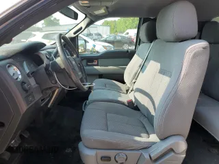 2013 Ford F-150 XL z VIN 1FTFX1CF8DFD52581, wystawiony jako Copart lot #59056415 z przebiegiem 240 688 mil mil oraz Szkoda całkowita • Salvage title. Historia ofert i sprzedaży dostępna na DreamBid. Obrazek 7.