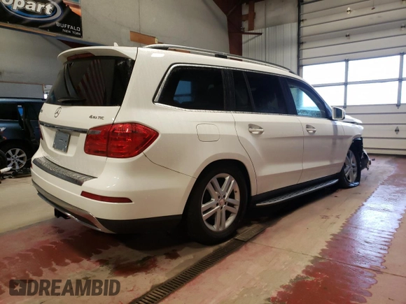2015 Mercedes-Benz GL-Class GL 450 with VIN 4JGDF6EE6FA499103, listed as a Copart auction lot 68978072 with 0 mi miles. Bid and sale history available at carsss.com. Image 3.