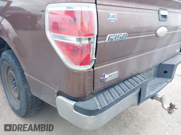 2011 Ford F-150 XL with VIN 1FTEW1CM0BFC71939, listed as a IAAI auction lot 42132589 with 252,289 mi miles and . Bid and sale history available at DreamBid. Image 18.