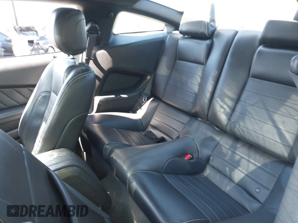 2013 Ford Mustang V6 with VIN 1ZVBP8AM2D5228334, listed as a IAAI auction lot 42164895 with Not provided miles and . Bid and sale history available at DreamBid. Image 8.