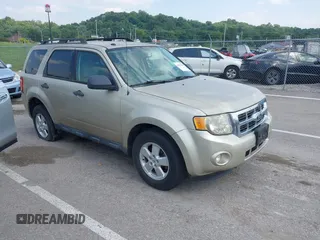 2010 Ford Escape XLT с VIN 1FMCU9D72AKC78719, выставлен на аукционе IAAI как лот 42467034 с пробегом Не указан миль и . История ставок и продаж доступна на DreamBid. Изображение 1.