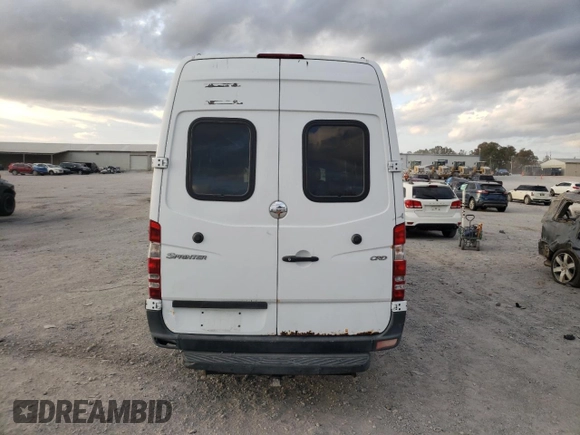2008 Freightliner Sprinter with VIN WDYPE845985332140, listed as a Copart auction lot 78522104 with 298,467 mi miles and Non Repairable. Bid and sale history available at DreamBid. Image 6.