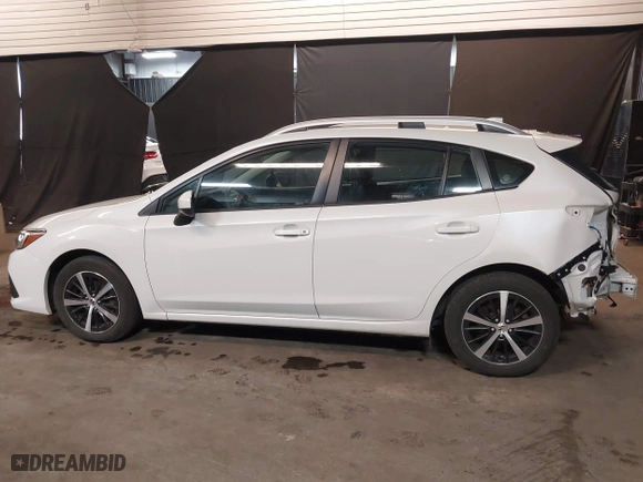 2022 Subaru Impreza Premium with VIN 4S3GTAD60N3725730, listed as a IAAI auction lot 41455114 with 35,854 mi miles. Bid and sale history available at carsss.com. Image 15.