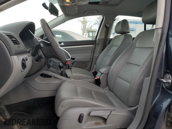 2007 Volkswagen Jetta 2.5 with VIN 3VWSF71KX7M050084, listed as a Copart auction lot 47893395 with 133,318 mi miles and Salvage title. Bid and sale history available at DreamBid. Image 7.