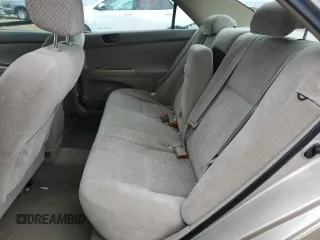 2004 Toyota Camry LE with VIN 4T1BE32K44U901585, listed as a Copart auction lot 53023065 with 123,637 mi miles and Salvage Title. Bid and sale history available at carsss.com. Image 10.