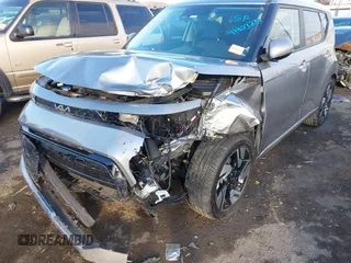 2024 Kia Soul GT-Line with VIN KNDJ53AUXR7903236, listed as a IAAI auction lot 41403231 with 8,033 mi miles. Bid and sale history available at carsss.com. Image 6.