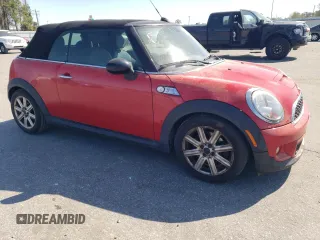 2013 MINI Convertible S с VIN WMWZP3C50DT297607, выставлен на аукционе Copart как лот 50459635 с пробегом 171 004 миль миль и Чистый • Clean title. История ставок и продаж доступна на DreamBid. Изображение 4.