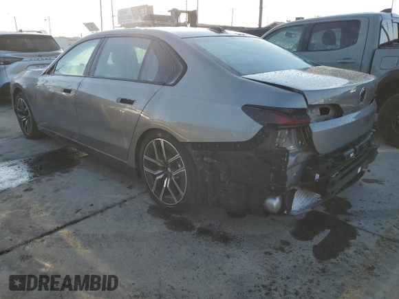 2024 BMW 7 Series 740i с VIN WBA23EH07RCP58749, выставлен на аукционе Copart как лот 42834555 с пробегом 9 227 миль миль и Чистый • Clean title. История ставок и продаж доступна на DreamBid. Изображение 2.