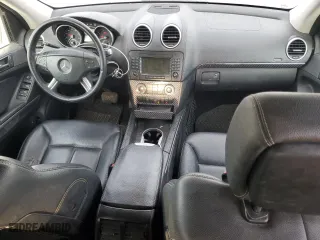 2007 Mercedes-Benz GL-Class with VIN 4JGBF71E17A228325, listed as a Copart auction lot 84252404 with 199,133 mi miles and Salvage Title. Bid and sale history available at carsss.com. Image 8.