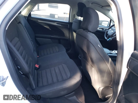 2019 Ford Fusion SE with VIN 3FA6P0LU8KR164934, listed as a Copart auction lot 43130343 with 135,678 mi miles and . Bid and sale history available at DreamBid. Image 10.